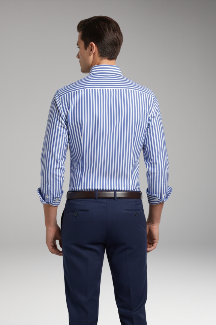 Men's Shirt with Buttoned Collar and Striped Surface