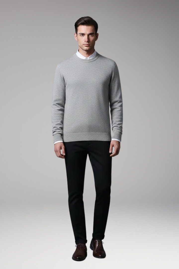Men's Sweater with Round Neck and Long Sleeves